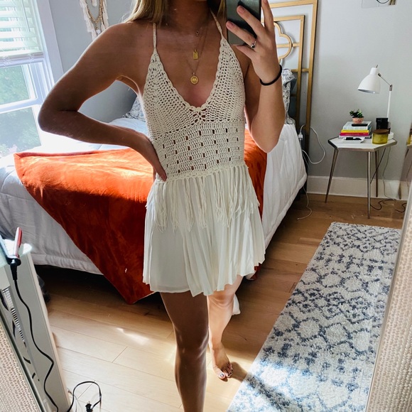 White Crochet Halter Romper from LF, size S - Picture 2 of 7